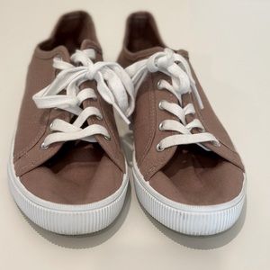 H&M Beige Canvas Lace-Up Sneakers | EU 38 (US 7.5)